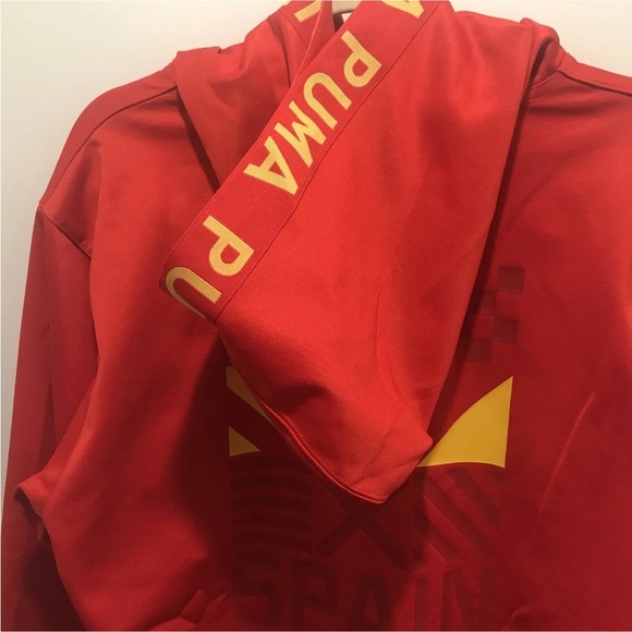 Men’s Puma Spain Espana National Soccer Team Red Fleece Hoodie Size Medium L/S - Picture 11 of 13
